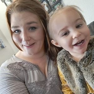 Meet your Posher, Courtney